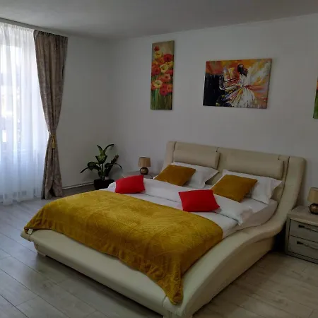Leon Central Apartment *